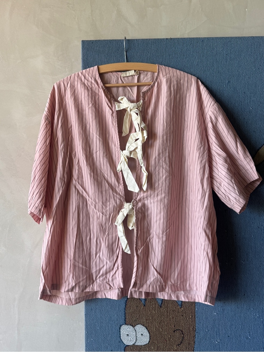 VRG GRL top